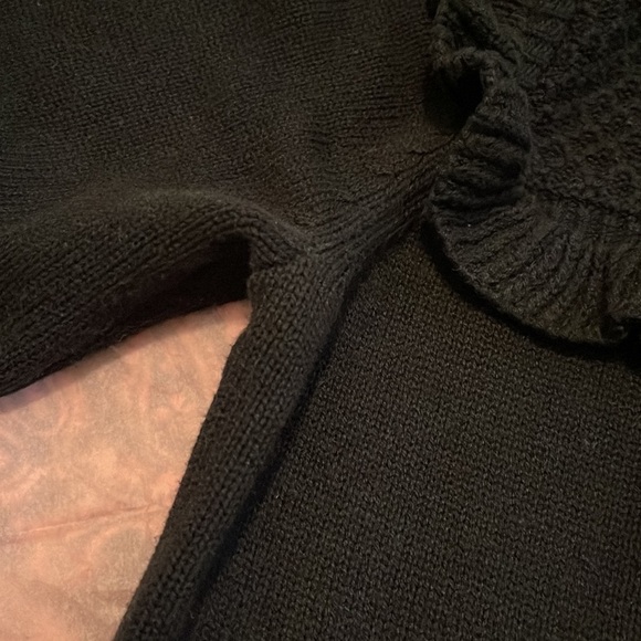 LOFT Sweater - Picture 6 of 6